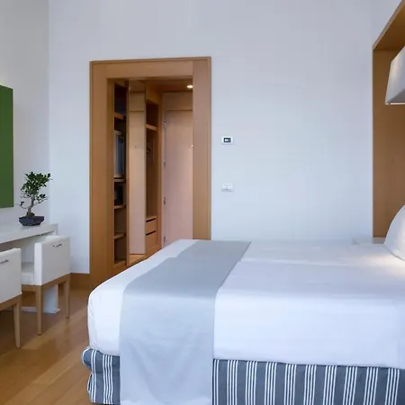 Barcelo 4* ローマ